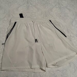 Mens jog shorts. Lined, medium.